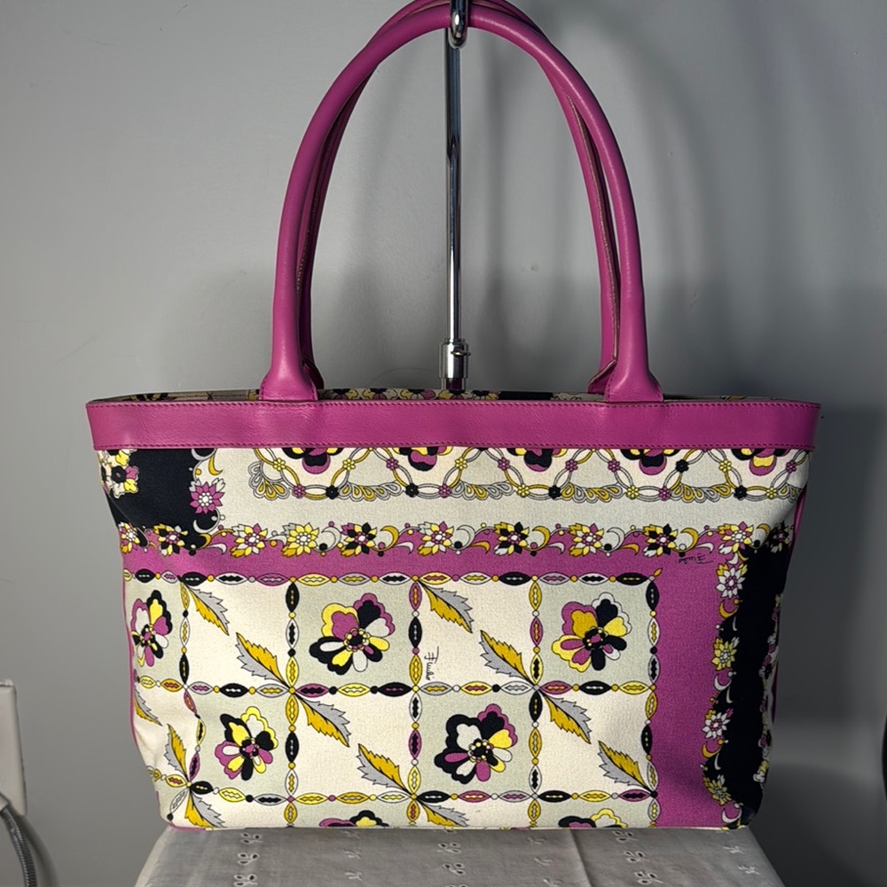 EUC Emilio Pucci Vibrant Pink and Black Tote Bag with Floral Design